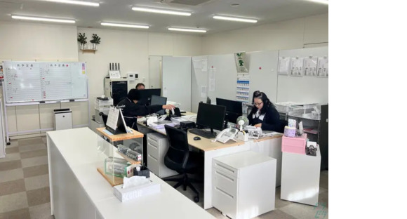 和束運輸株式会社  白山物流センターの求人情報ページへ