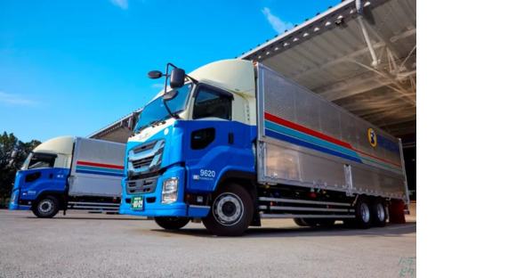 信州名鉄運輸株式会社  信州物流センターの求人情報ページへ