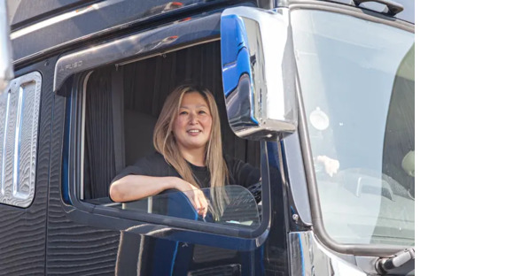 株式会社ワイズ 春日部倉庫の求人情報ページへ