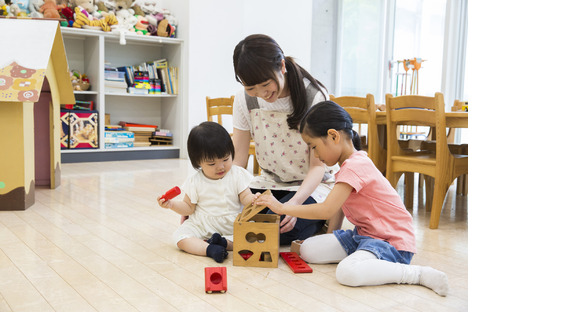 半田市役所 子ども未来部 幼児保育課の求人メインイメージ