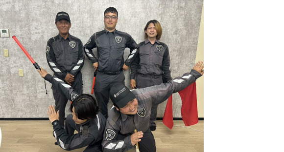RISE株式会社 (交通誘導警備スタッフ)