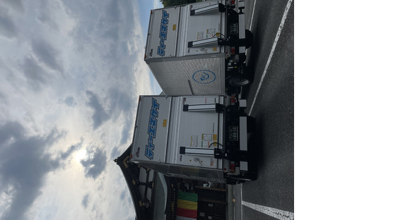 株式会社TNK